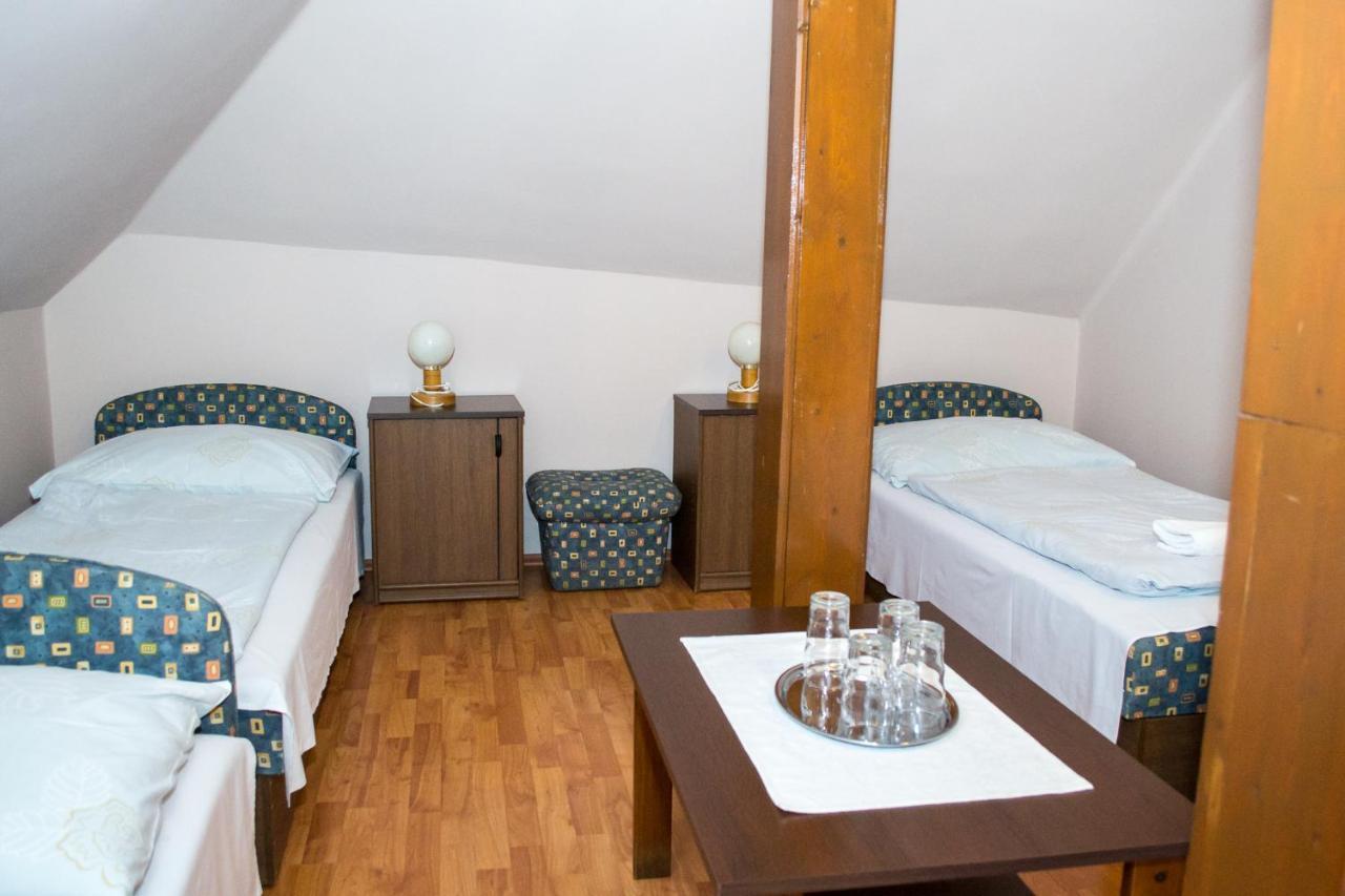 Halaszcsarda-Panzio Hotel Körmend Buitenkant foto