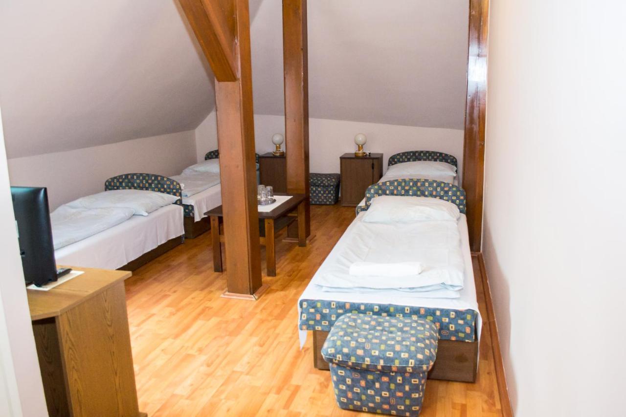 Halaszcsarda-Panzio Hotel Körmend Buitenkant foto