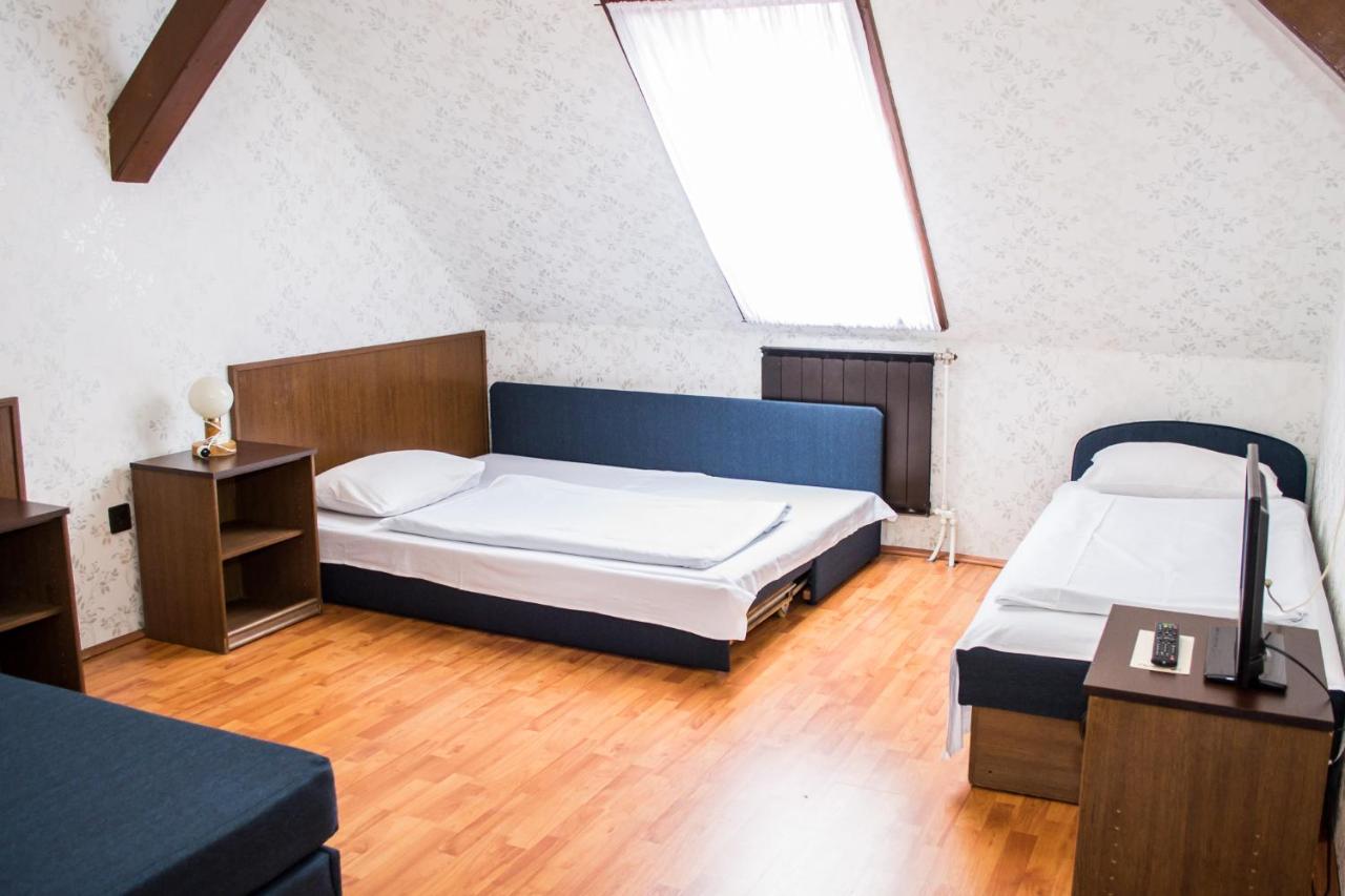 Halaszcsarda-Panzio Hotel Körmend Buitenkant foto